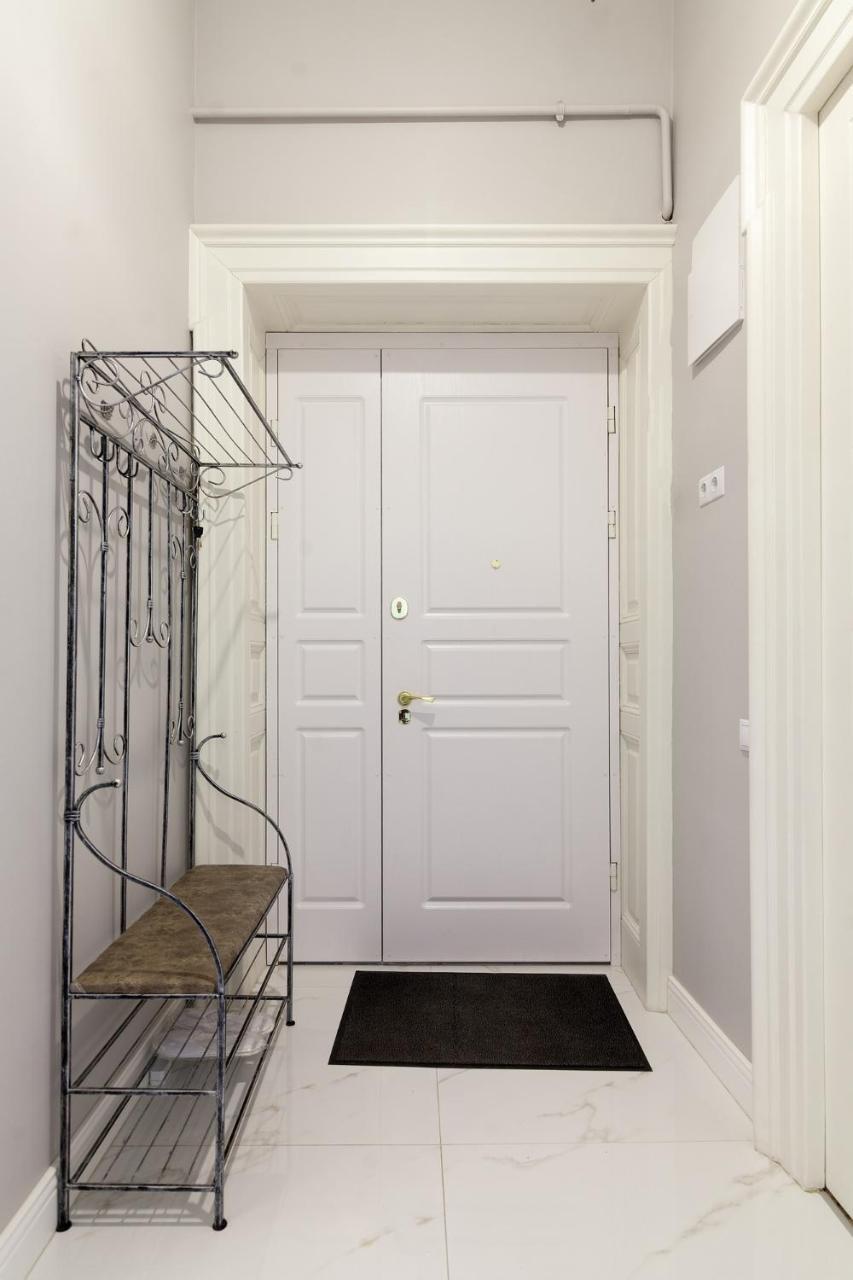 Chopin Apartment In The Center Of Lviv Buitenkant foto